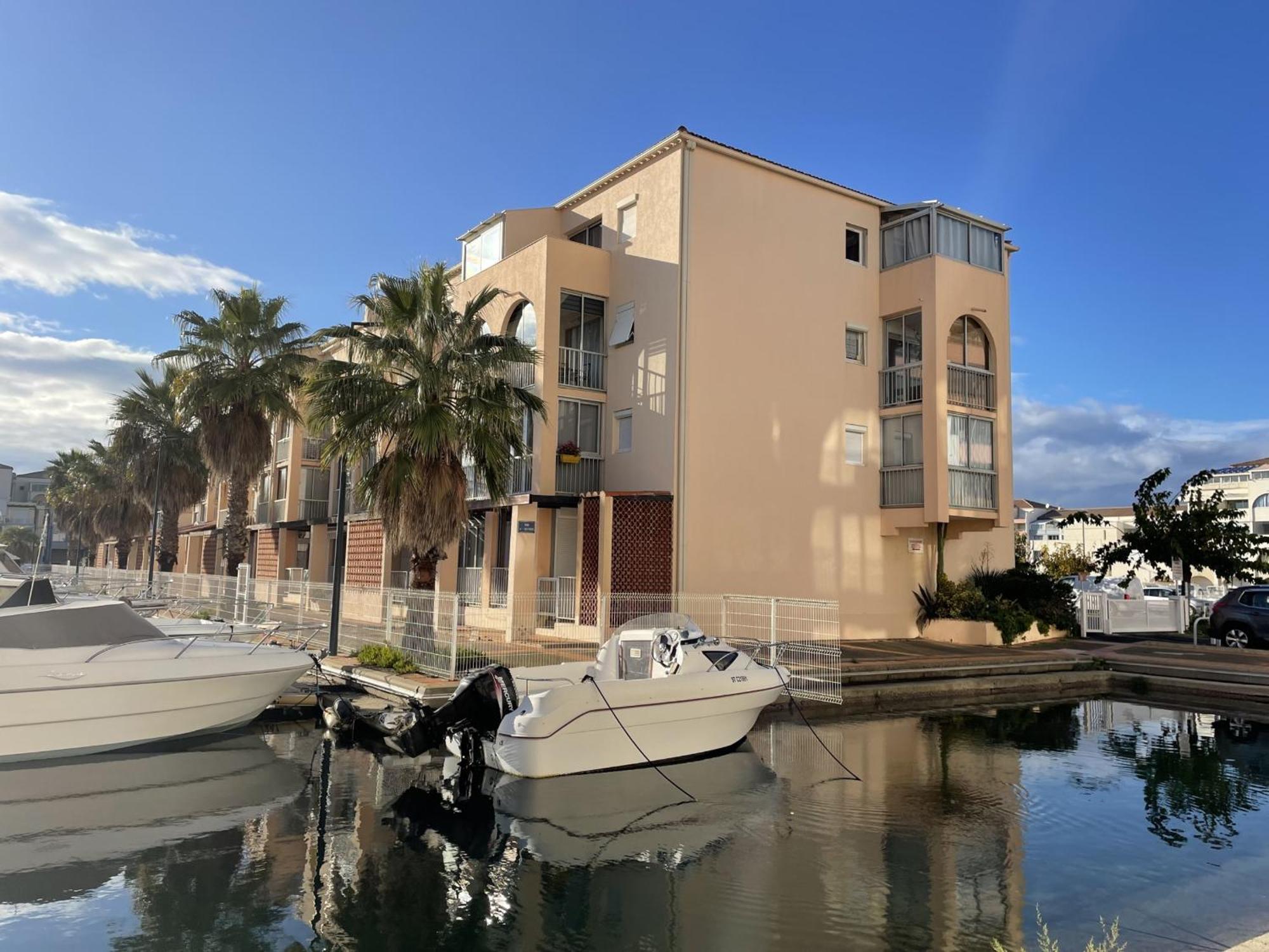 Charmant 2 Pieces Avec Mezzanine, Parking, A 300M De La Plage Et Commerces - Fr-1-338-502 Sète Kültér fotó